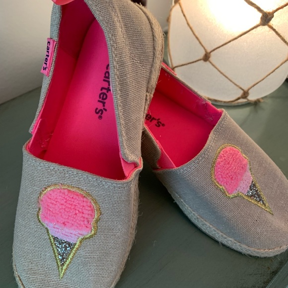 Carter’s GIRLS NWOT espadrille ICE CREAM CONE ! Sz 12 - Picture 2 of 3